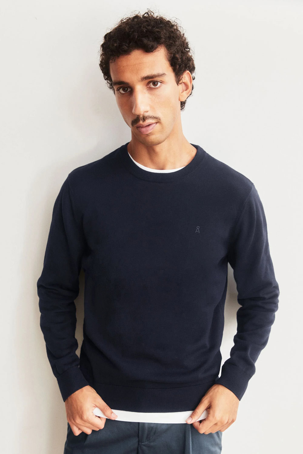 Trui ronde hals donkerblauw 100% biokatoen
